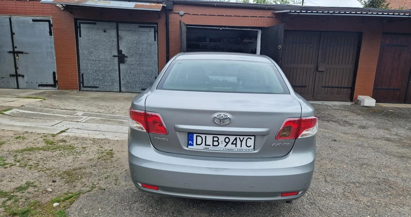 Toyota Avensis cena 33700 przebieg: 161030, rok produkcji 2009 z Lubań małe 46